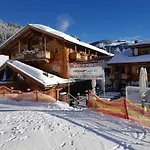 Panorama 木屋 米特西尔